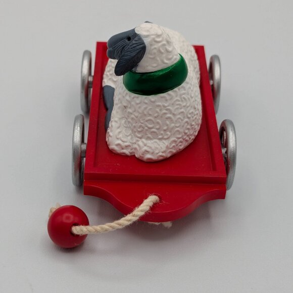 Hallmark Keepsake Nostalgic Lamb 1989, Vintage Christmas Ornament - Picture 6 of 12
